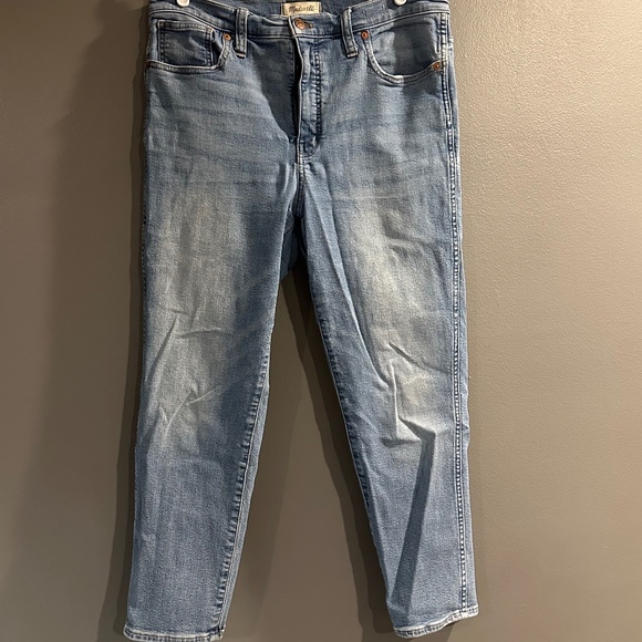 Madewell Denim - *GENTLY WORN* Madewell Size 31 Stovepipe Jean